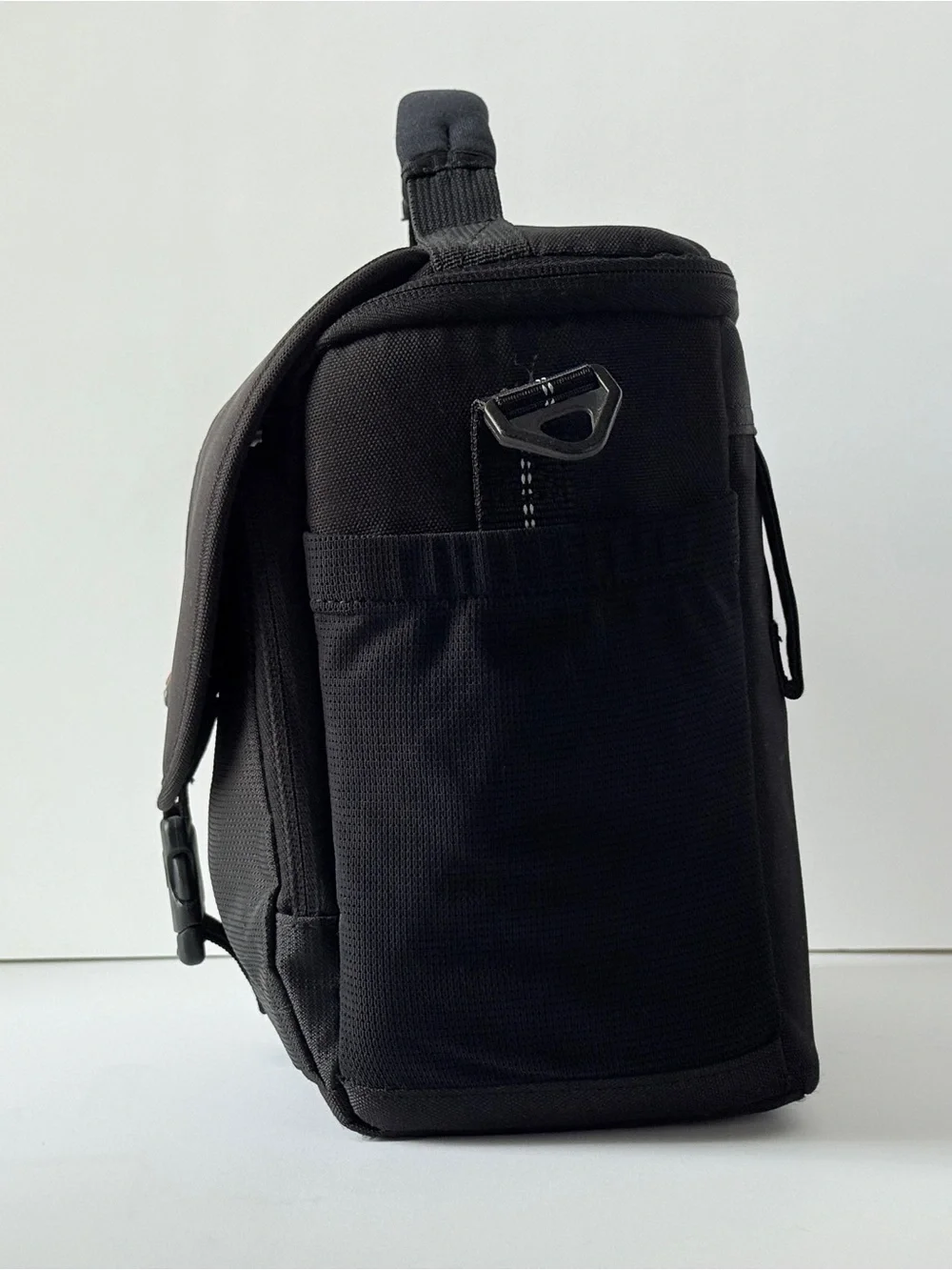 Lowepro Black Messenger Camera Bag with Padded Carry Handle